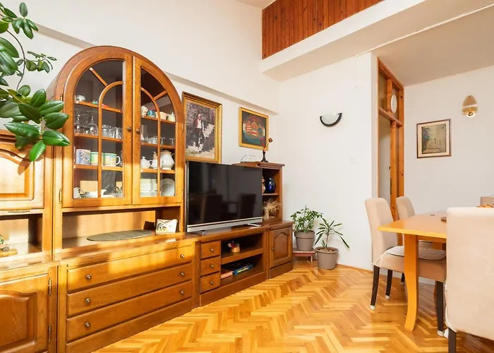 Apartament Poolside Paradise Srijane