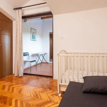 Poolside Paradise Appartement