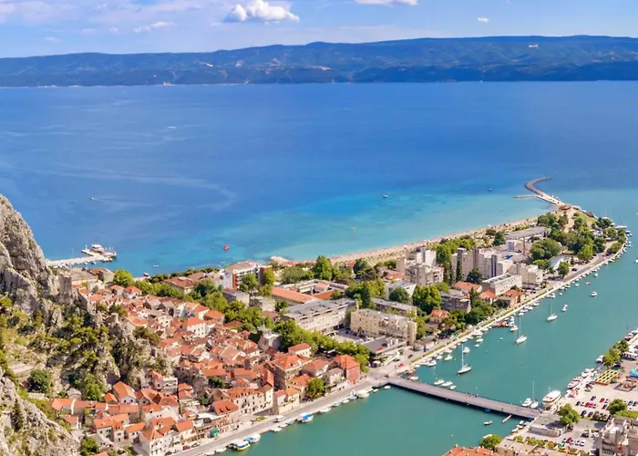 Daire Poolside Paradise Srijane